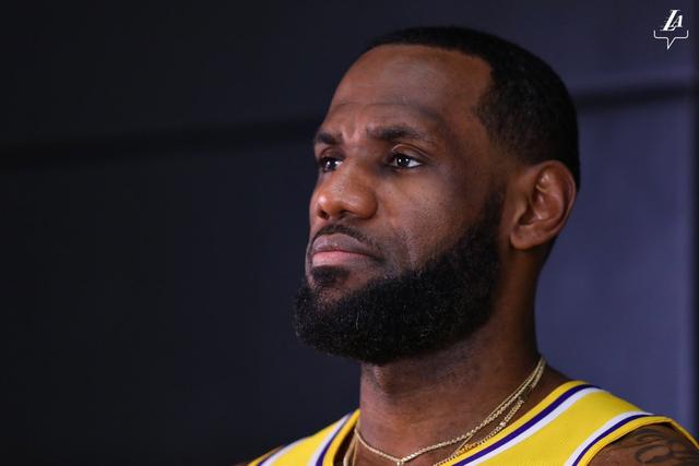 周琦11分首钢不敌广厦 王哲林18+15上海胜北控